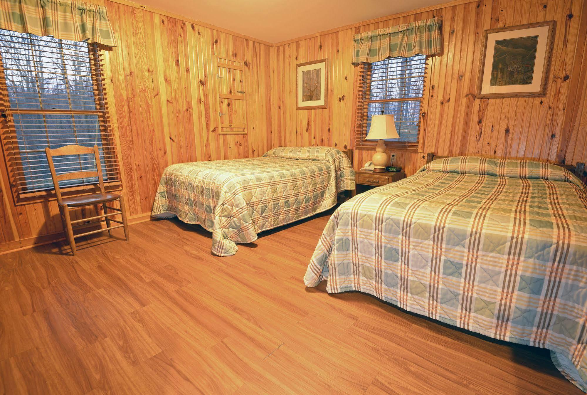 Lake Cumberland State Resort Park Jamestown Esterno foto